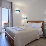 Central Station Apartments - Fanale Rentals